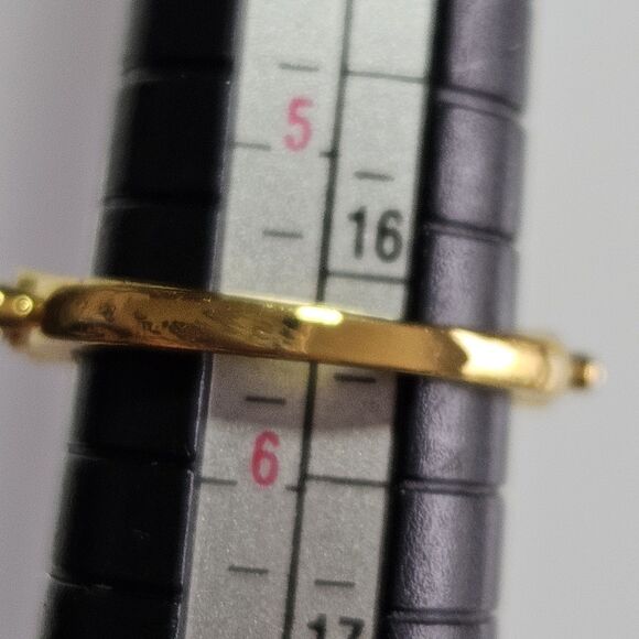 *Sale* Gold Tone Clear Rhinestone Stackable Ring Size 5.5 - Picture 8 of 13